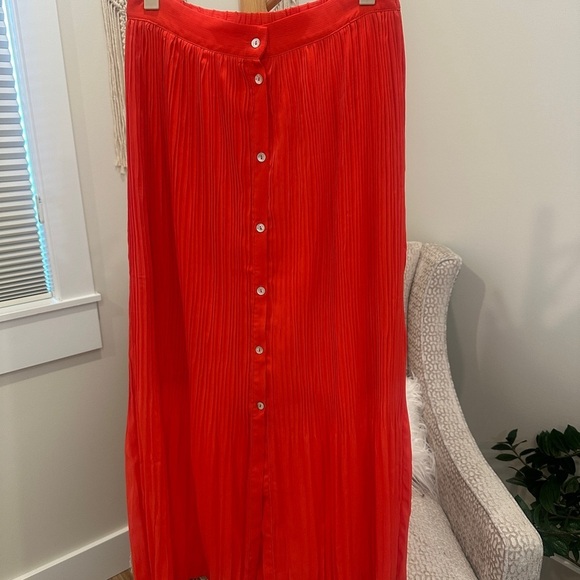 Promesa Dresses & Skirts - Promesa Red/Orange Pleated Button-Front Maxi / lined at Midi length / size S